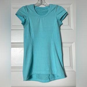 Lululemon Blue & White Stripe Short Sleeved Top Sleeved Size Small